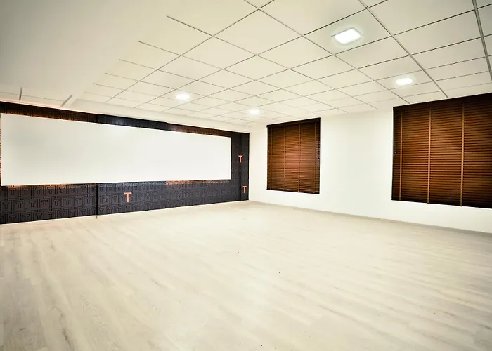 T24 Residency Mumbai International Airport Hotel